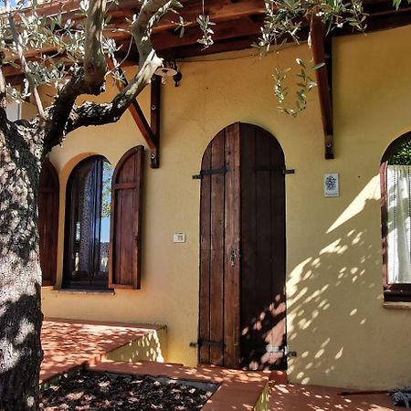Appartamenti vacanze Borghetto Vetuliae Civico Undici Santa Maria in Valle Esterno foto