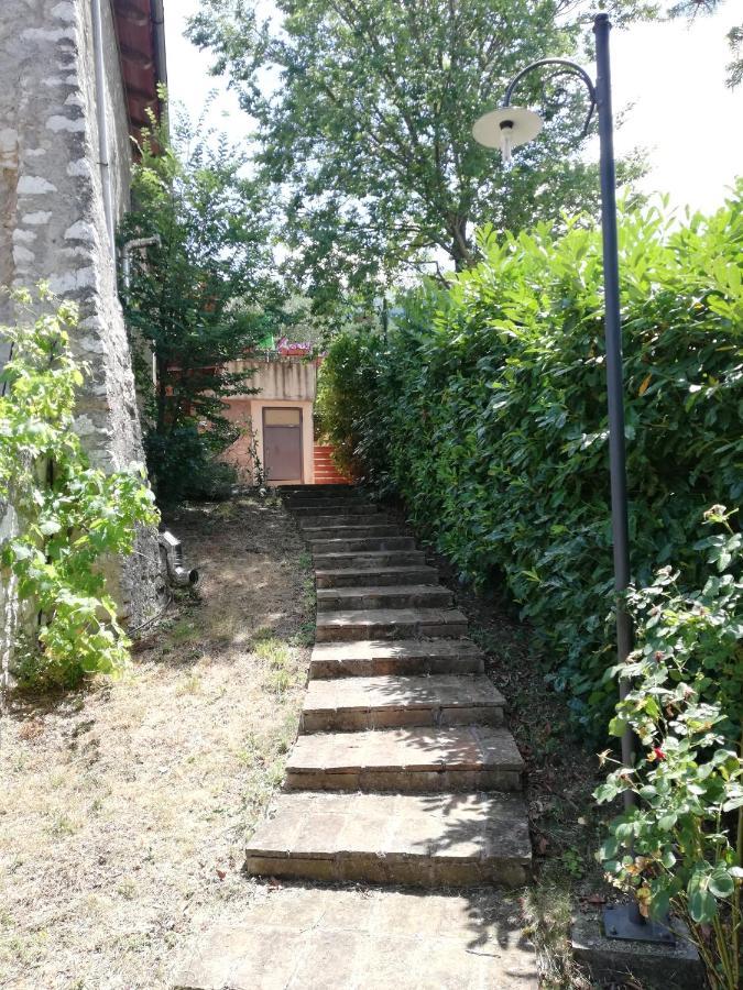 Appartamenti vacanze Borghetto Vetuliae Civico Undici Santa Maria in Valle Esterno foto