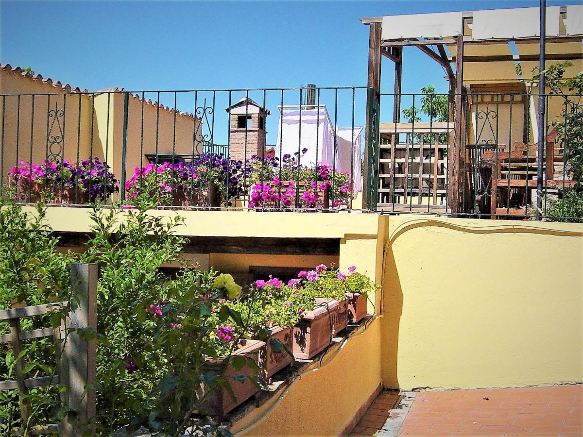 Appartamenti vacanze Borghetto Vetuliae Civico Undici Santa Maria in Valle Esterno foto