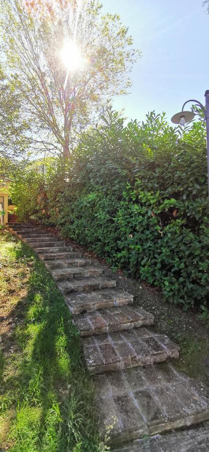 Appartamenti vacanze Borghetto Vetuliae Civico Undici Santa Maria in Valle Esterno foto