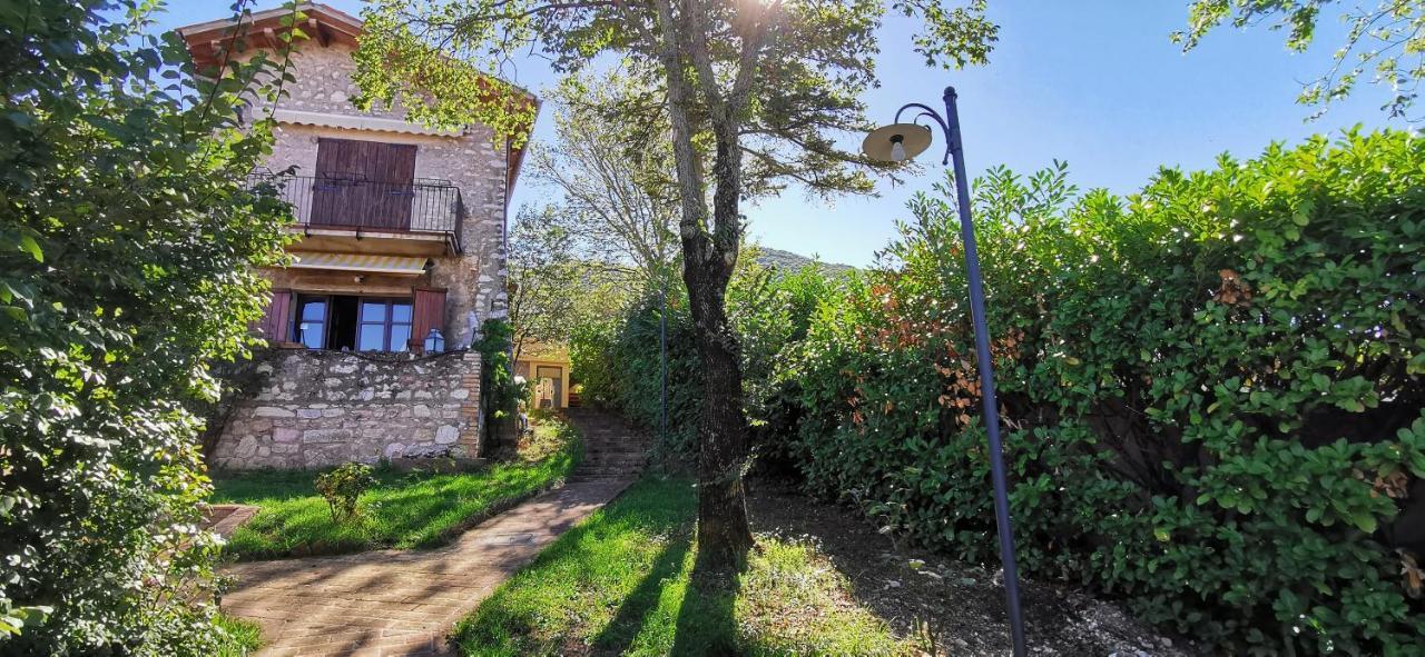 Appartamenti vacanze Borghetto Vetuliae Civico Undici Santa Maria in Valle Esterno foto