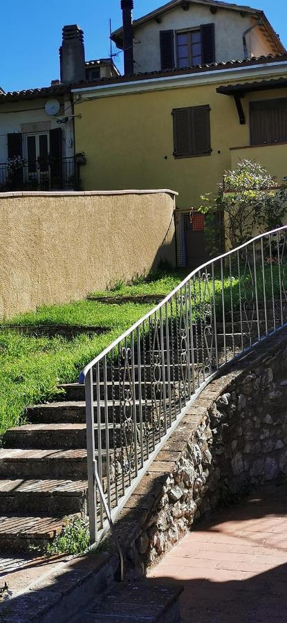 Appartamenti vacanze Borghetto Vetuliae Civico Undici Santa Maria in Valle Esterno foto
