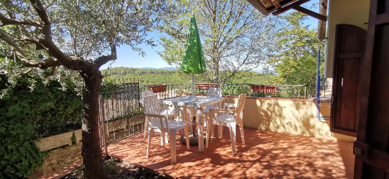 Appartamenti vacanze Borghetto Vetuliae Civico Undici Santa Maria in Valle Esterno foto