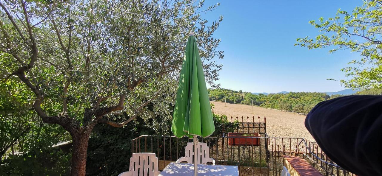 Appartamenti vacanze Borghetto Vetuliae Civico Undici Santa Maria in Valle Esterno foto