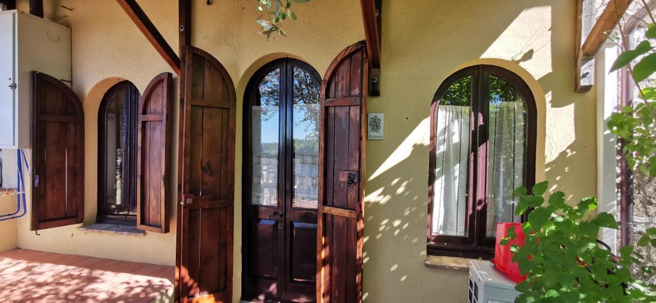 Appartamenti vacanze Borghetto Vetuliae Civico Undici Santa Maria in Valle Esterno foto