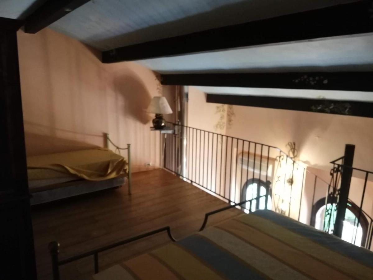 Appartamenti vacanze Borghetto Vetuliae Civico Undici Santa Maria in Valle Esterno foto