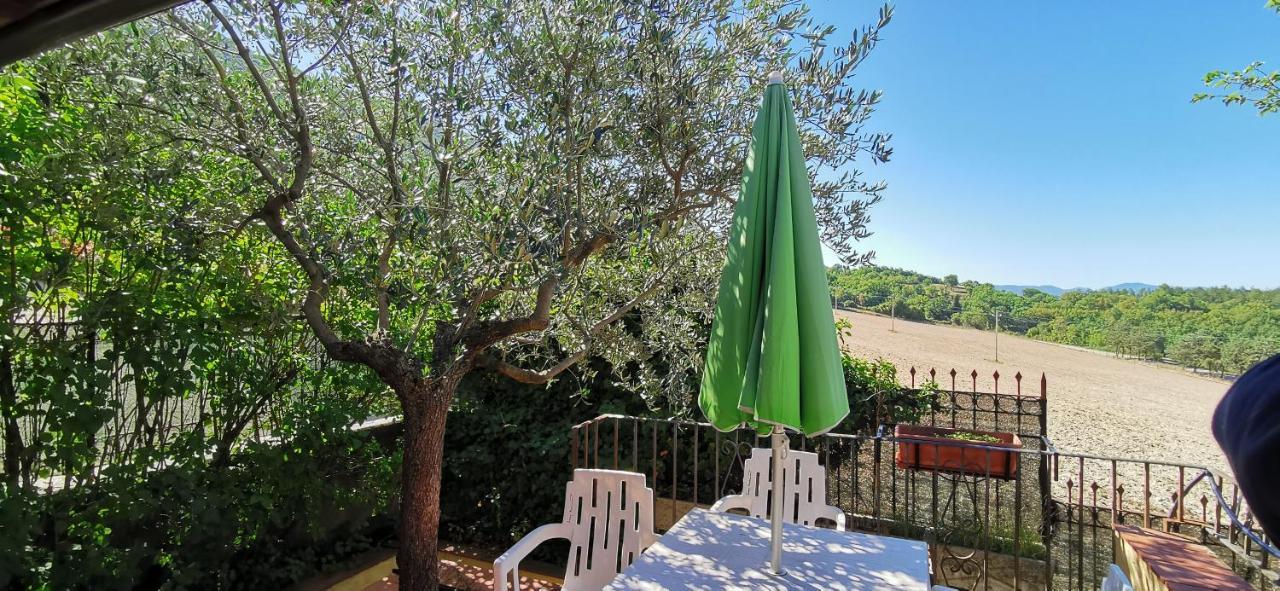 Appartamenti vacanze Borghetto Vetuliae Civico Undici Santa Maria in Valle Esterno foto