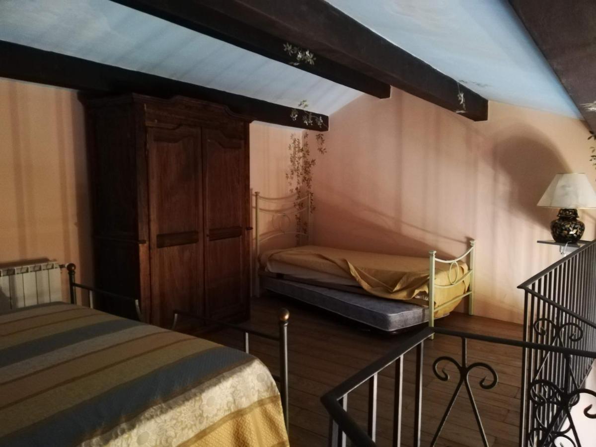 Appartamenti vacanze Borghetto Vetuliae Civico Undici Santa Maria in Valle Esterno foto
